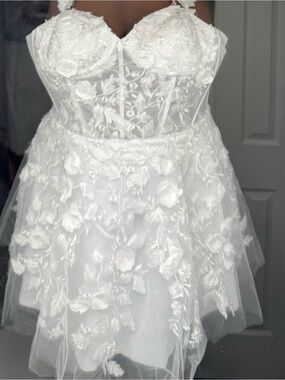 NEW 3D Floral Corset Wedding Dress | Size 14 Fits 12 | Bridal Gown